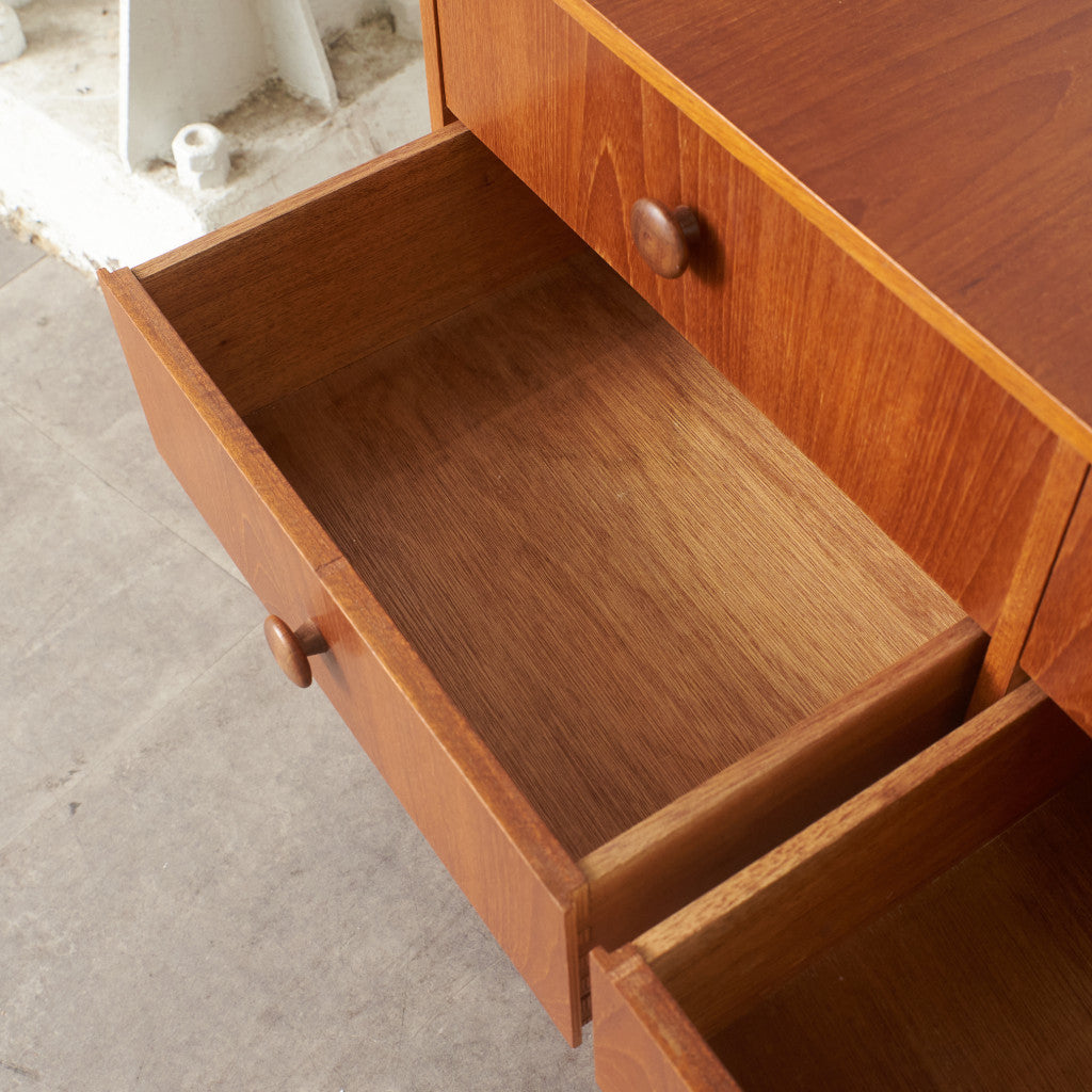 イギリスヴィンテージ サイドボード