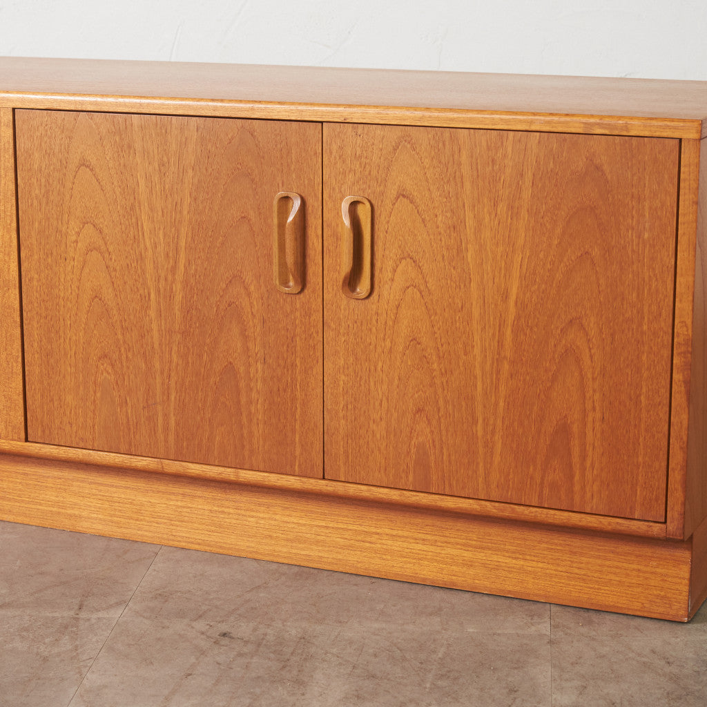 Fresco ヴィンテージ サイドボード