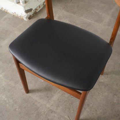 英国ヴィンテージ ダイニングチェア / 張替済