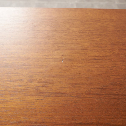 Fresco 脚付きサイドボード (4072)