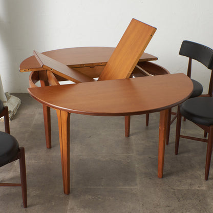 英国ヴィンテージ ラウンドダイニングテーブル