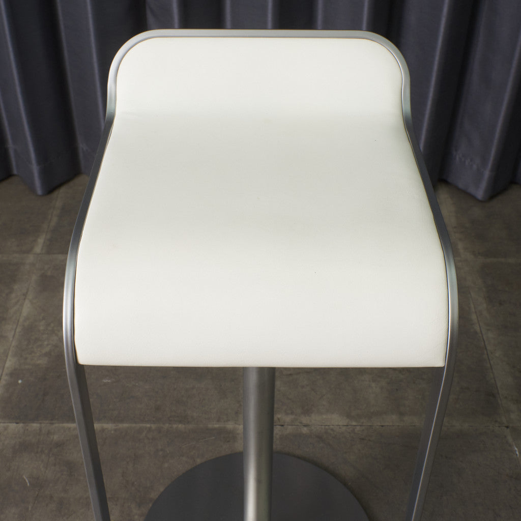 LEM 本革張りスツール