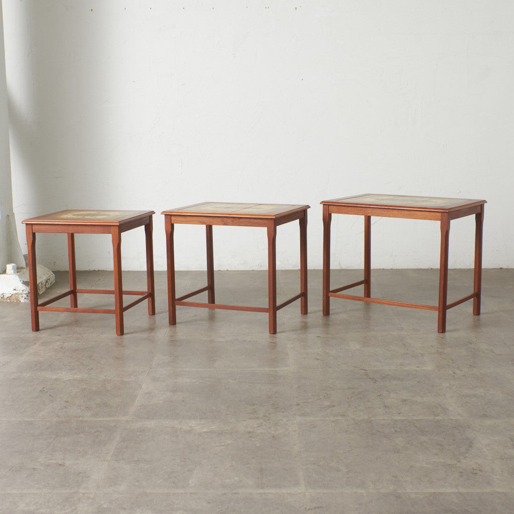 デンマーク TOFTEN タイルトップ ネストテーブル