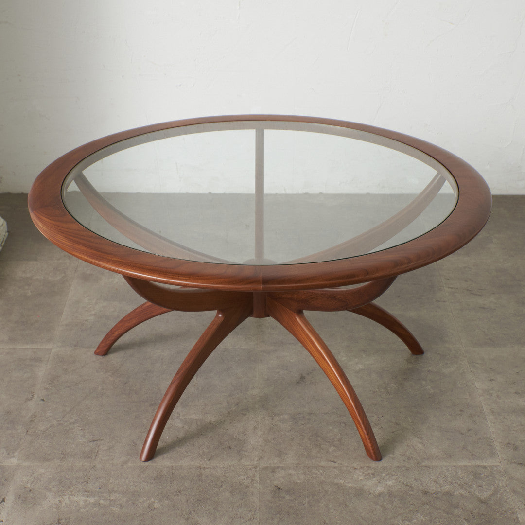 スパイダーコーヒーテーブル