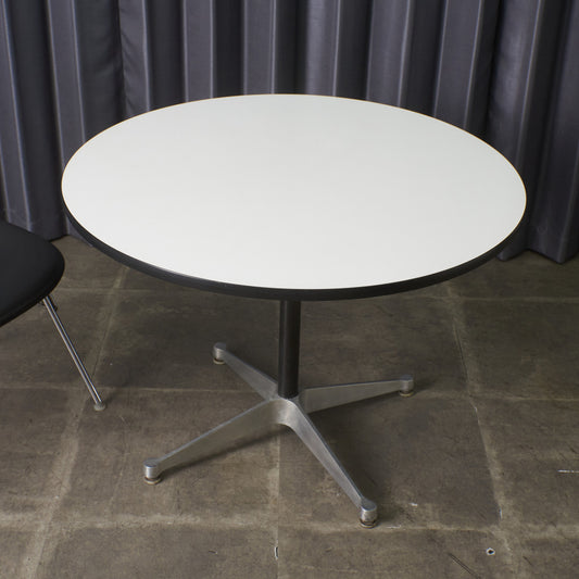 イームズ コントラクトベース ラウンドテーブル