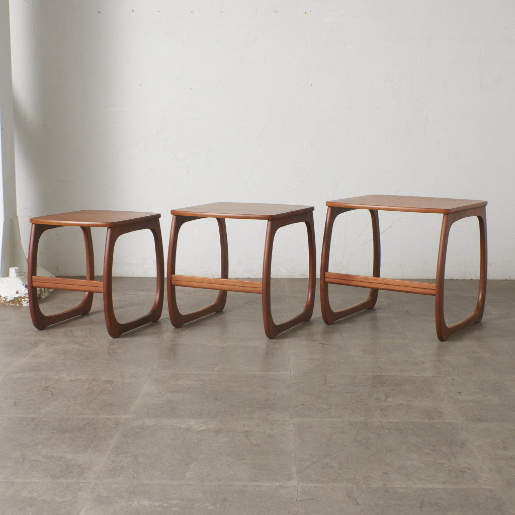 Burlington ネストテーブル