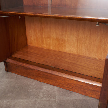 英国ヴィンテージ ガラスキャビネット