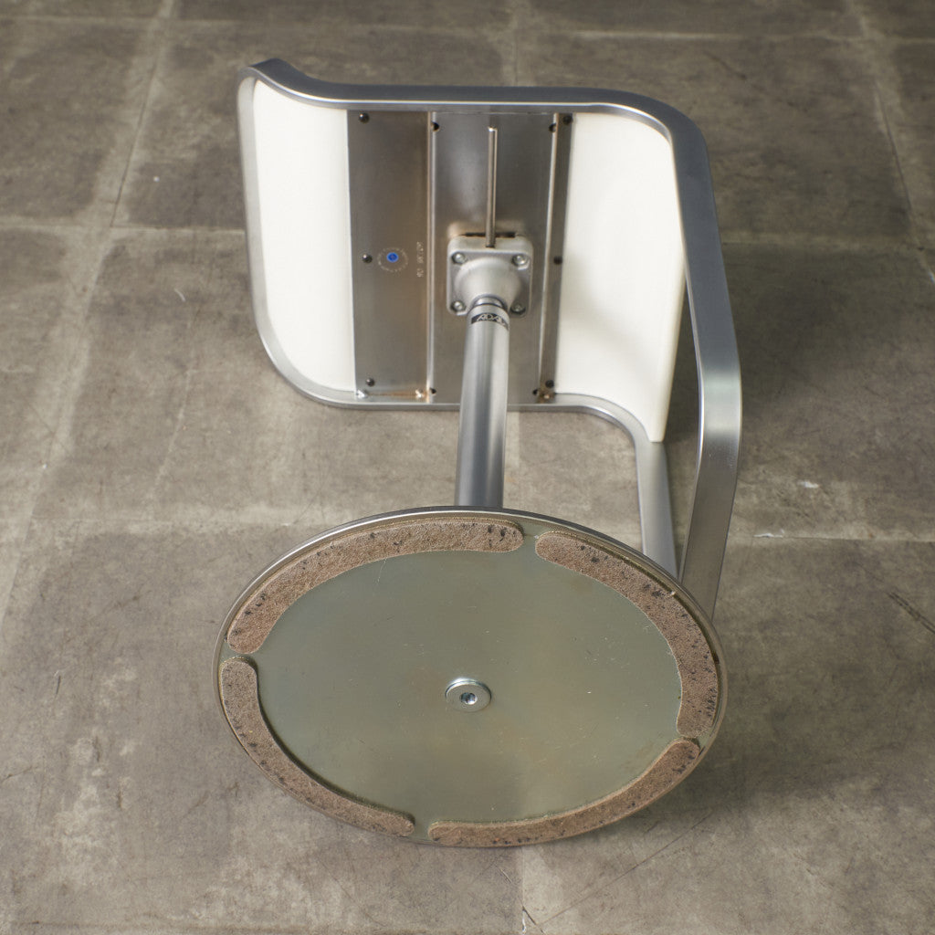 LEM 本革張りスツール