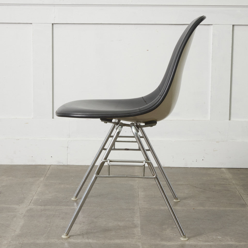 サイドシェルチェア スタッキングベース｜ハーマンミラー Herman