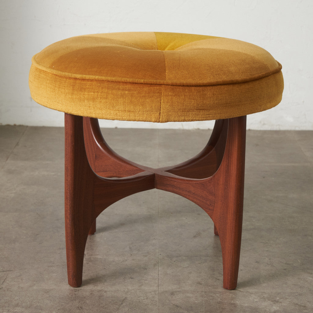 イギリス アンティーク 家具 Gプラン オットマン 1960年頃 715A イギリス アンティーク 家具 Gプラン オットマン 1960年頃 715A