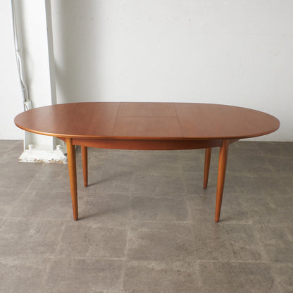 ヴィンテージ エクステンション オーバルダイニングテーブル