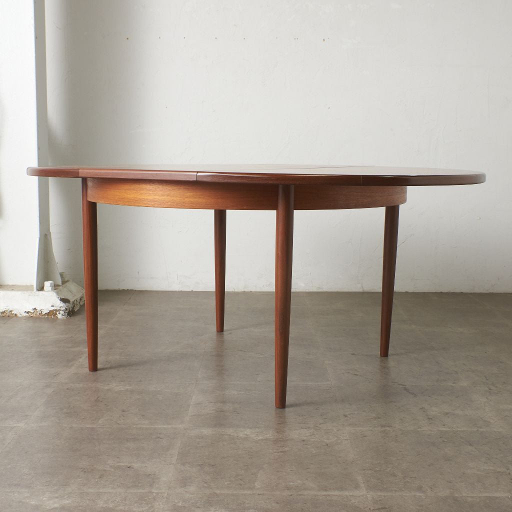 エクステンション ラウンドダイニングテーブル