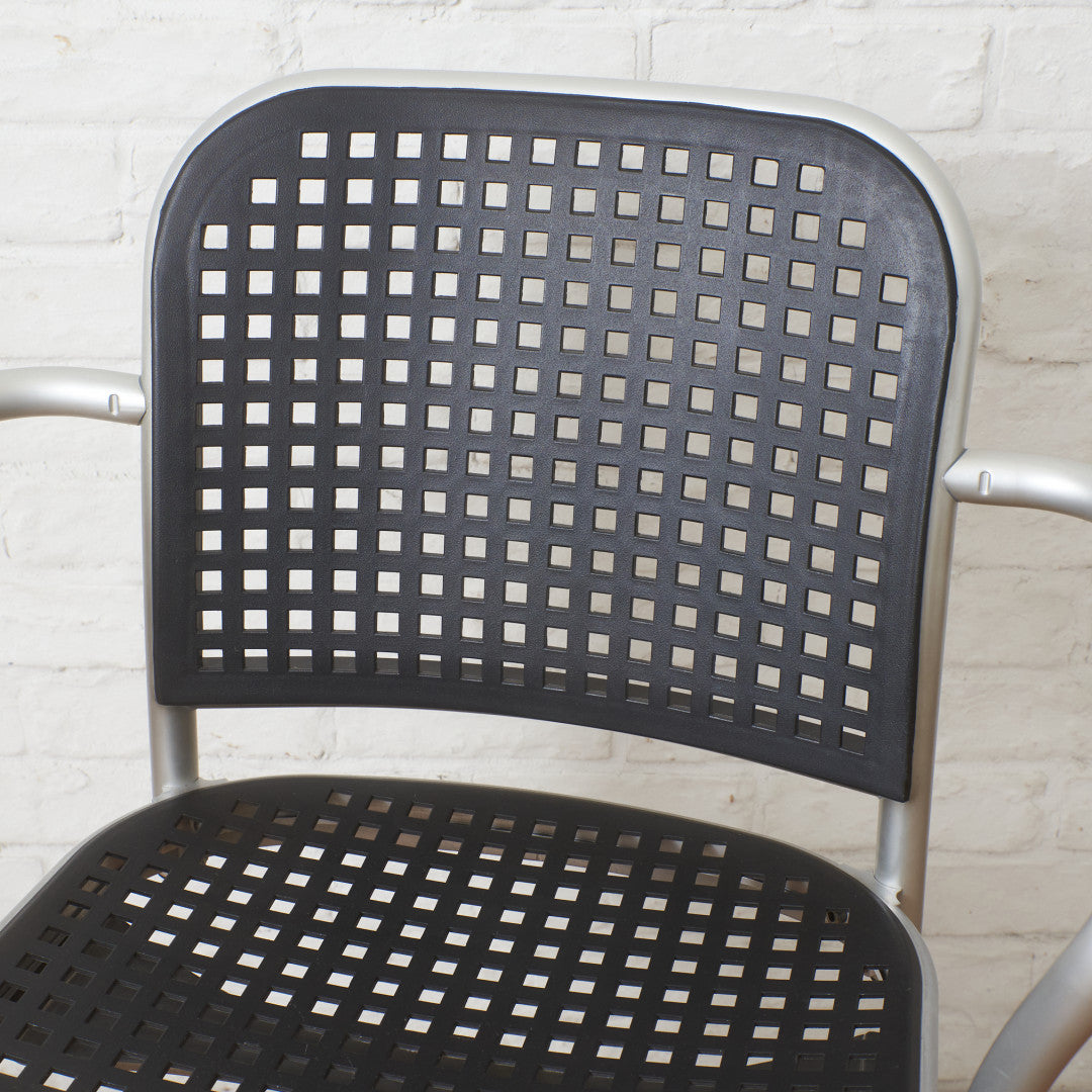 Silver スウィベルチェア