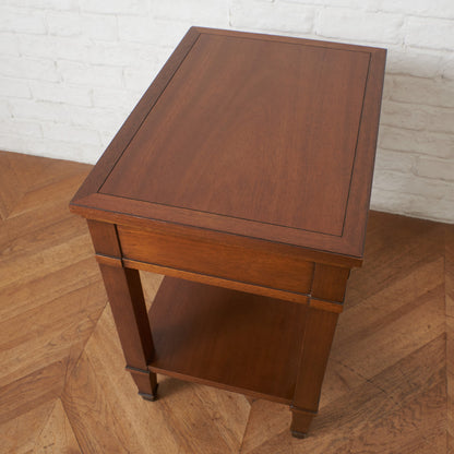 TRIUNE ナイトテーブル