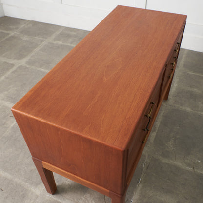 マホガニー材 チェスト