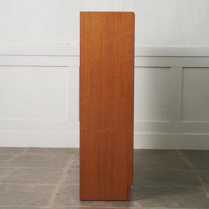 ヴィンテージ ガラスキャビネット