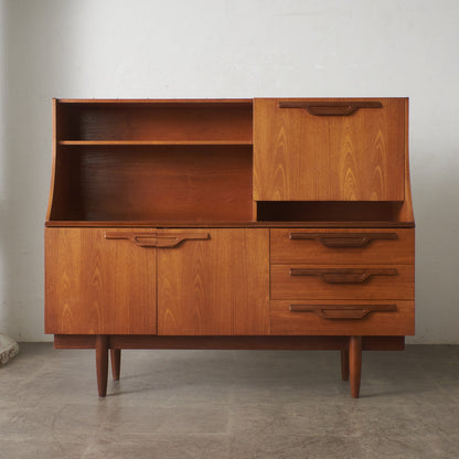 イギリス ヴィンテージ ハイサイドボード