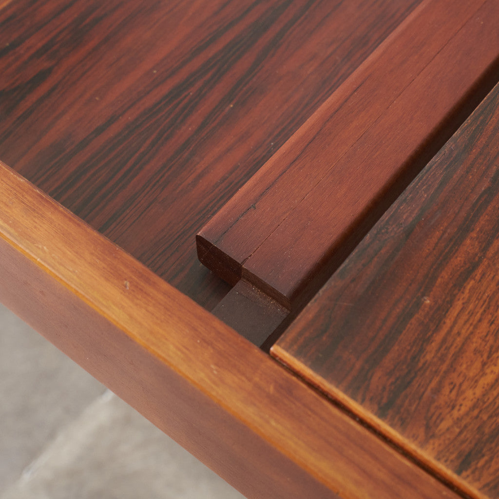 ブラジリアンローズウッド エクステンションダイニングテーブル