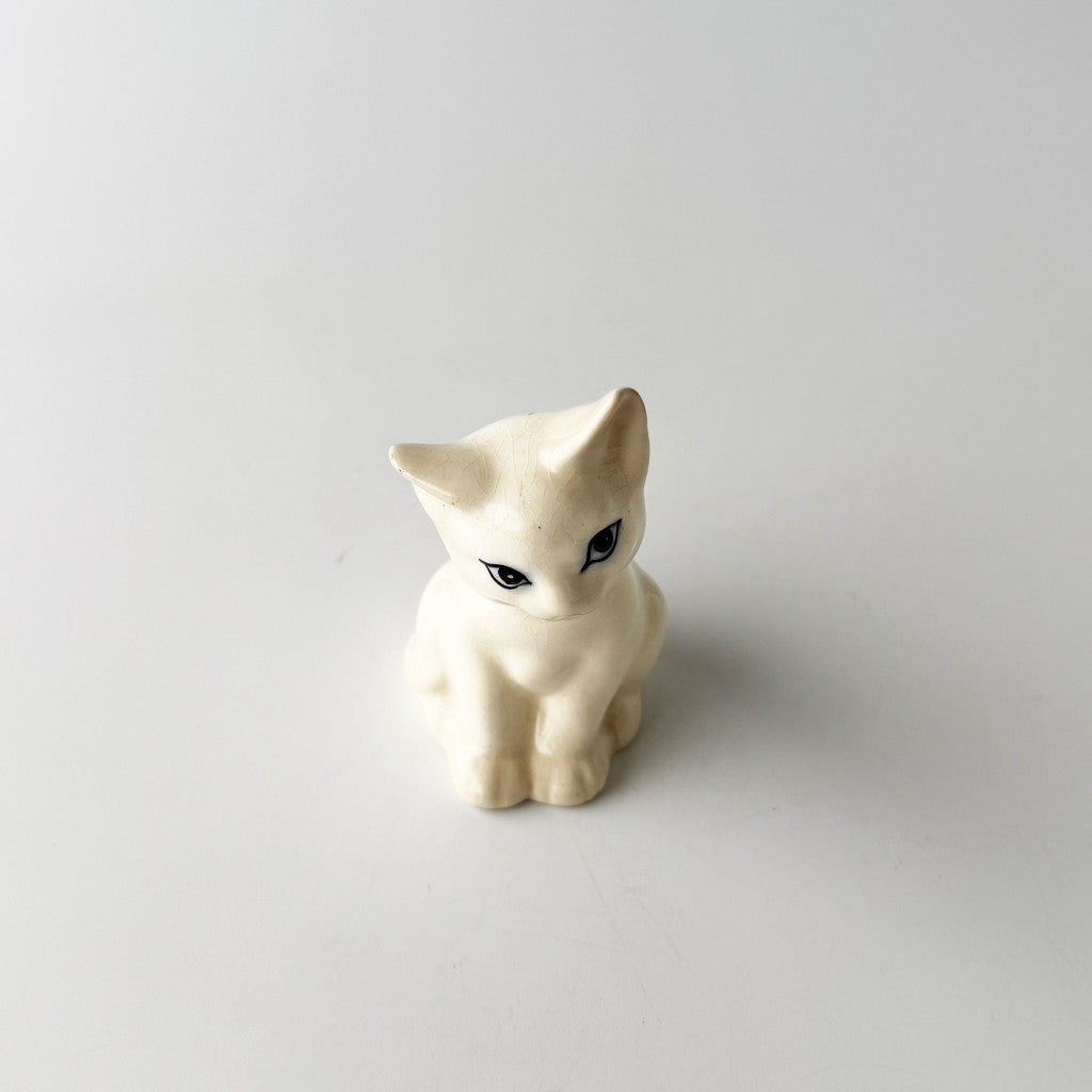 ヴィンテージ 白猫 フィギュリン