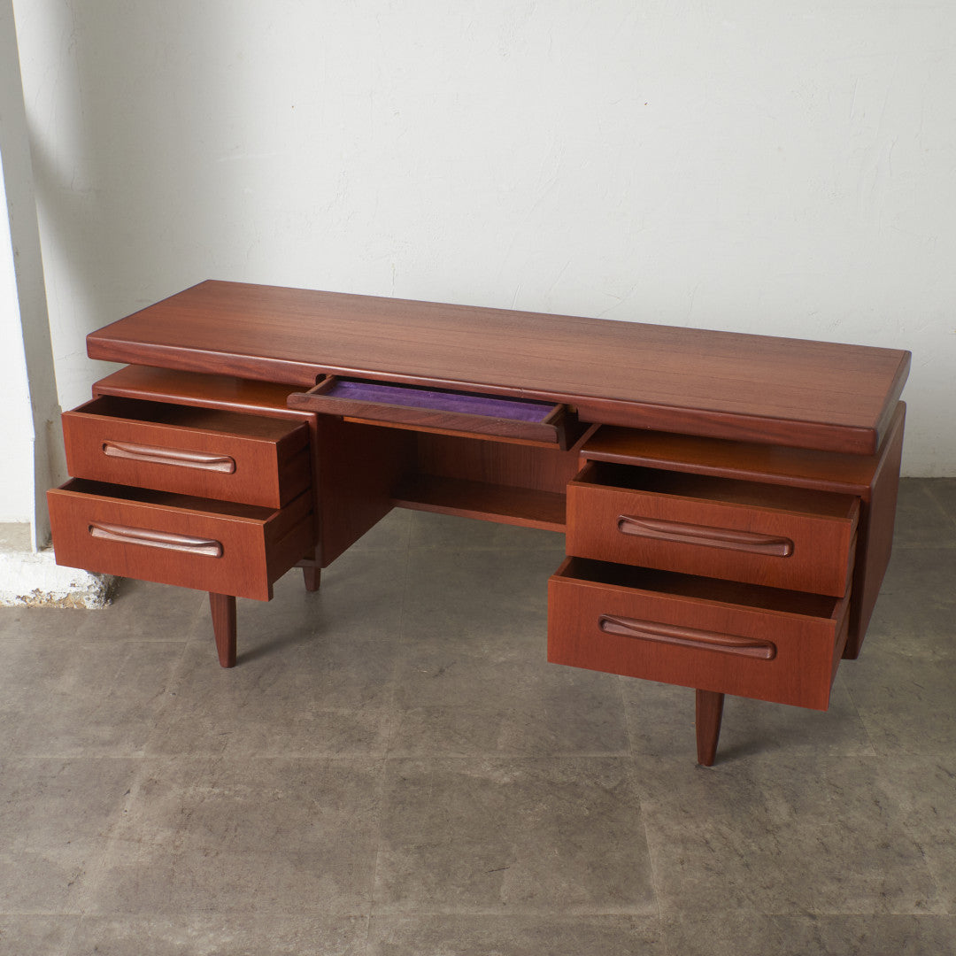 アンティーク家具・ビンテージ家具・北欧家具の通販なら【 公式