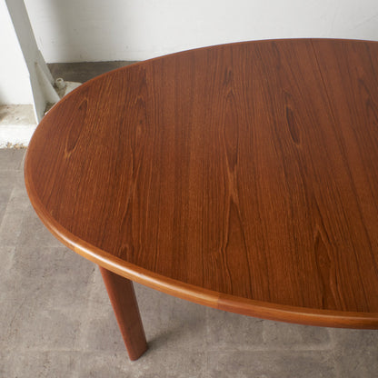 ヴィンテージ オーバルダイニングテーブル