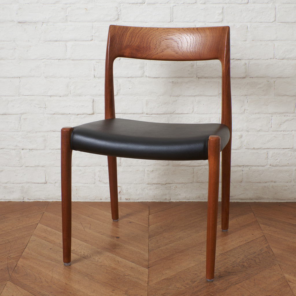 極上美品！　J.L モラー　No77 デンマーク　　ウェグナー　チェア VINTAGE】J.L.Moller no.77チェア（W-51） | 北欧ヴィンテージ