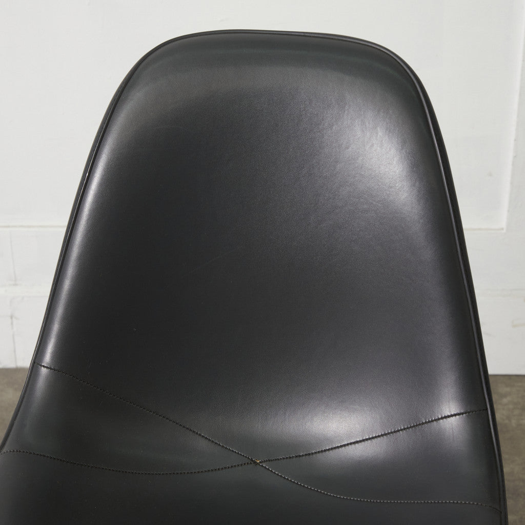 サイドシェルチェア スタッキングベース