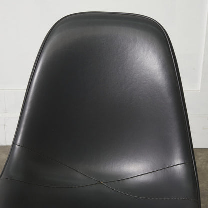 サイドシェルチェア スタッキングベース