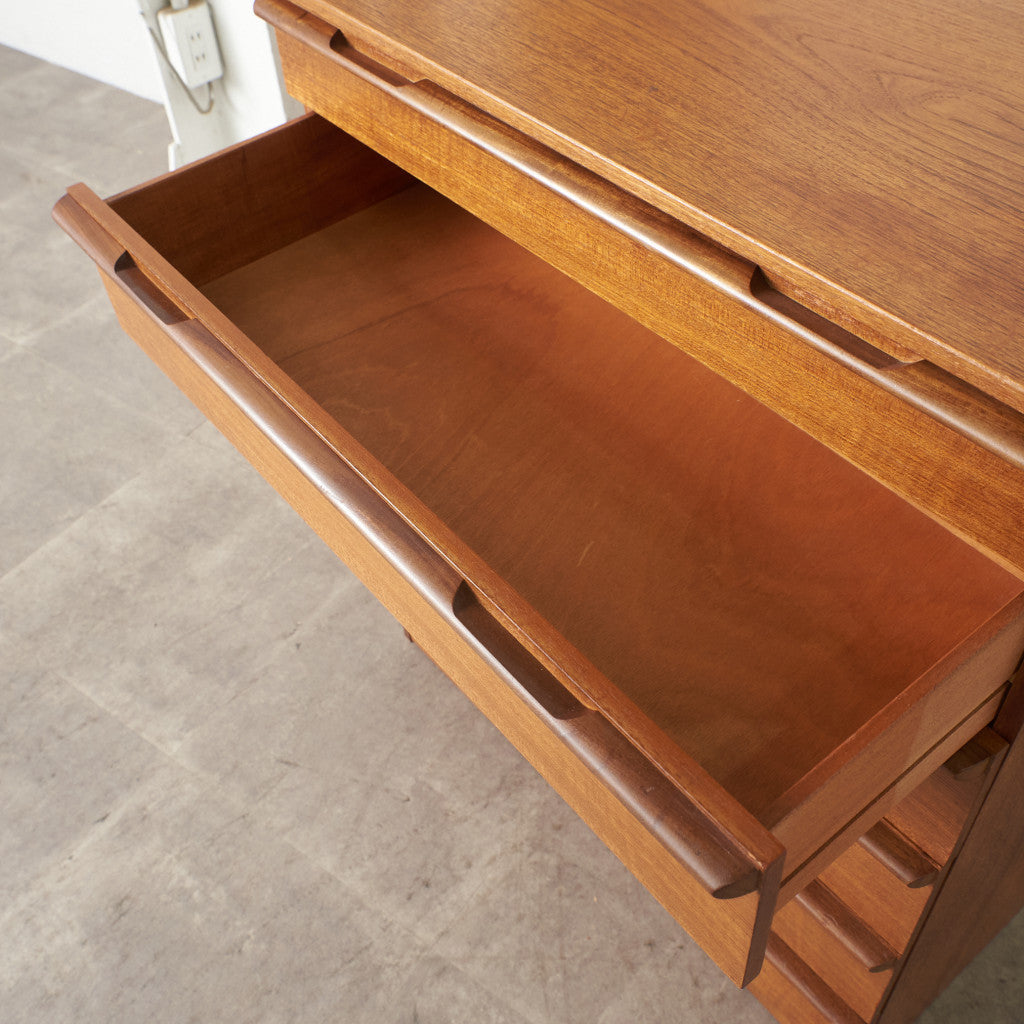 ヴィンテージ 6段 チェスト