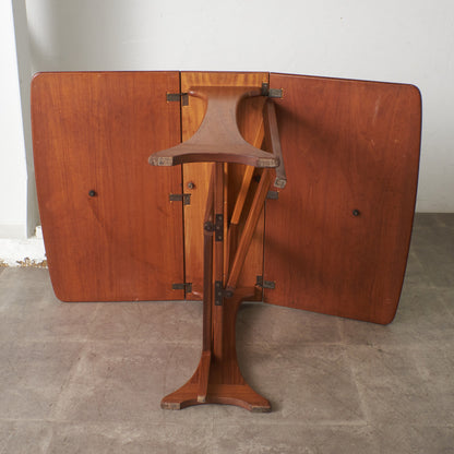 Fresco ドロップリーフゲートレッグテーブル