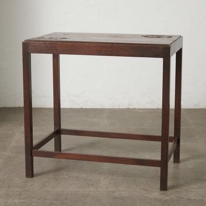 英国クラシック アーツアンドクラフツ様式 サイドテーブル