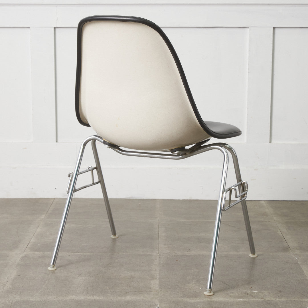 Herman Miller ハーマンミラー イームズ チェア スタッキングベース サイドシェルチェア スタッキングベース – rocca rocca