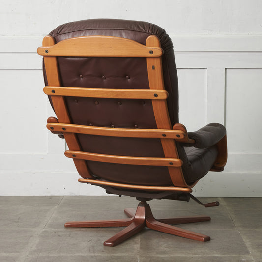 ヴィンテージ 本革ラウンジチェア & オットマン