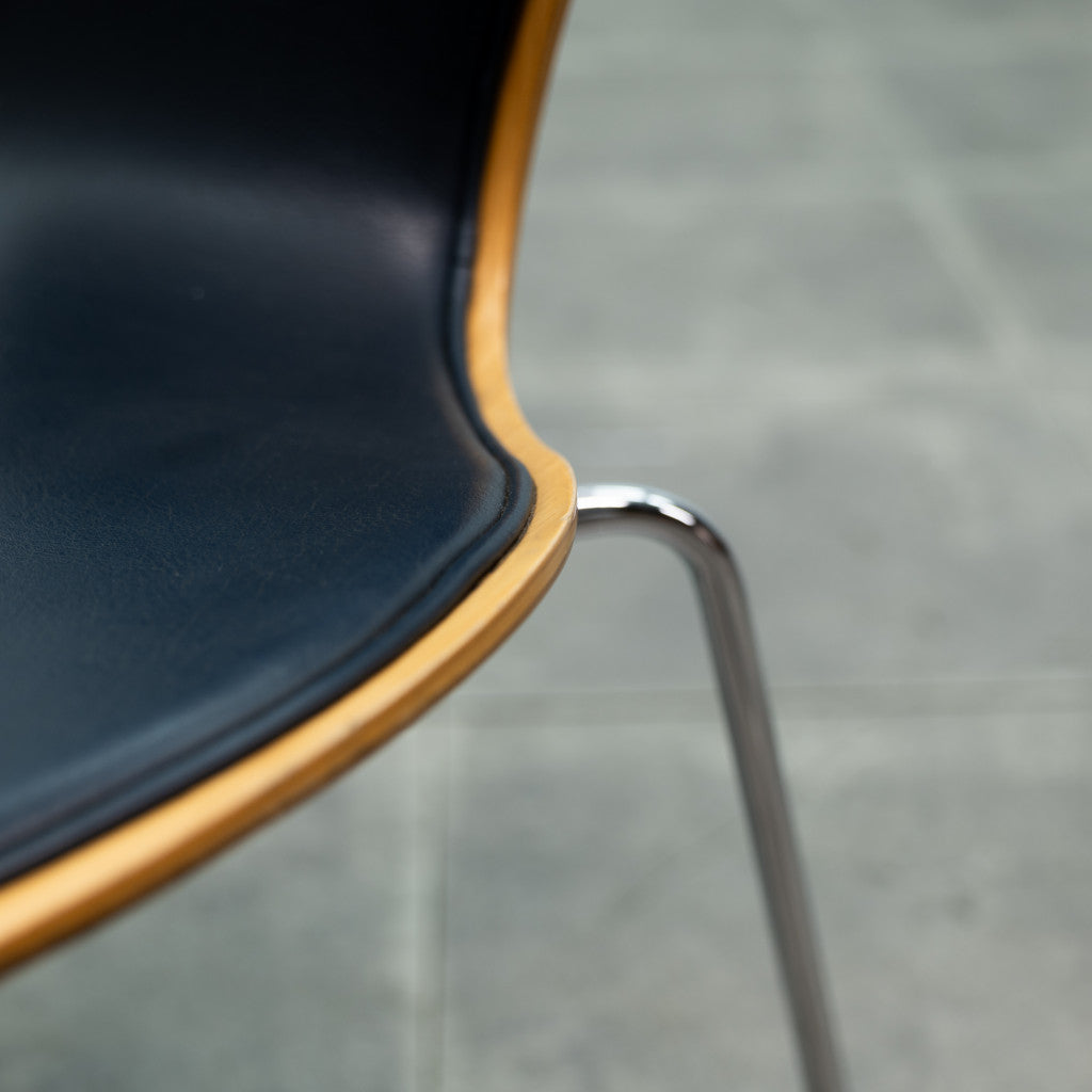 セブンチェア / フロントパディング