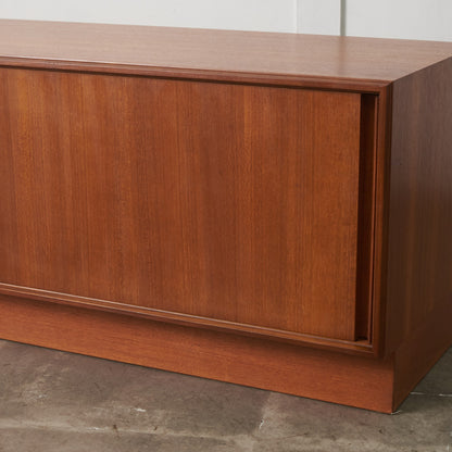 Form FIVE サイドボード