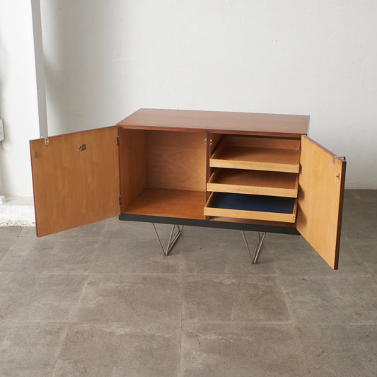 S-range サイドボード