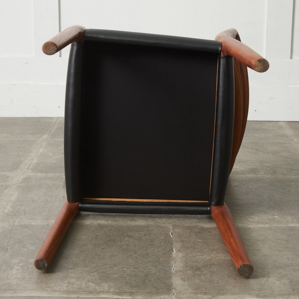 No.85 チェア / 張替品