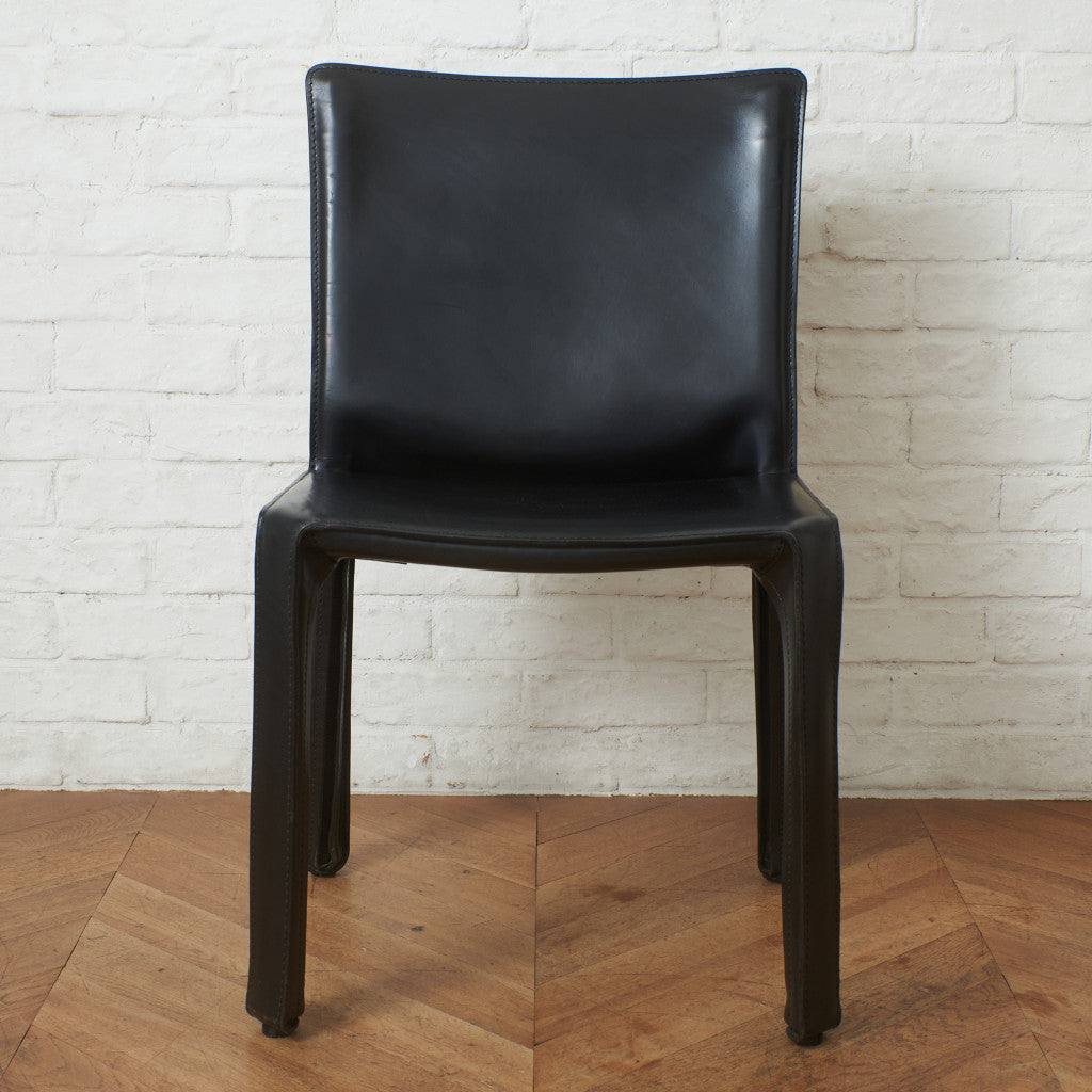 412 CAB アームレスチェア