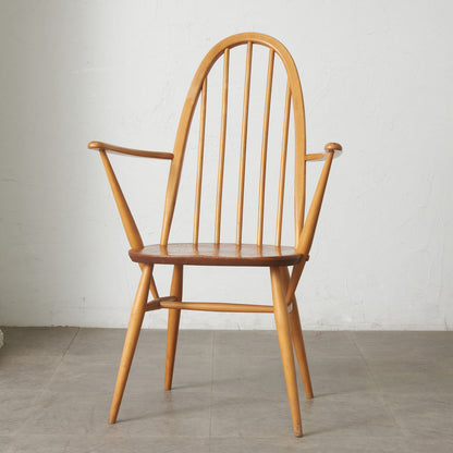 ヴィンテージ クエーカーアームチェア/ラウンドゴールドラベル