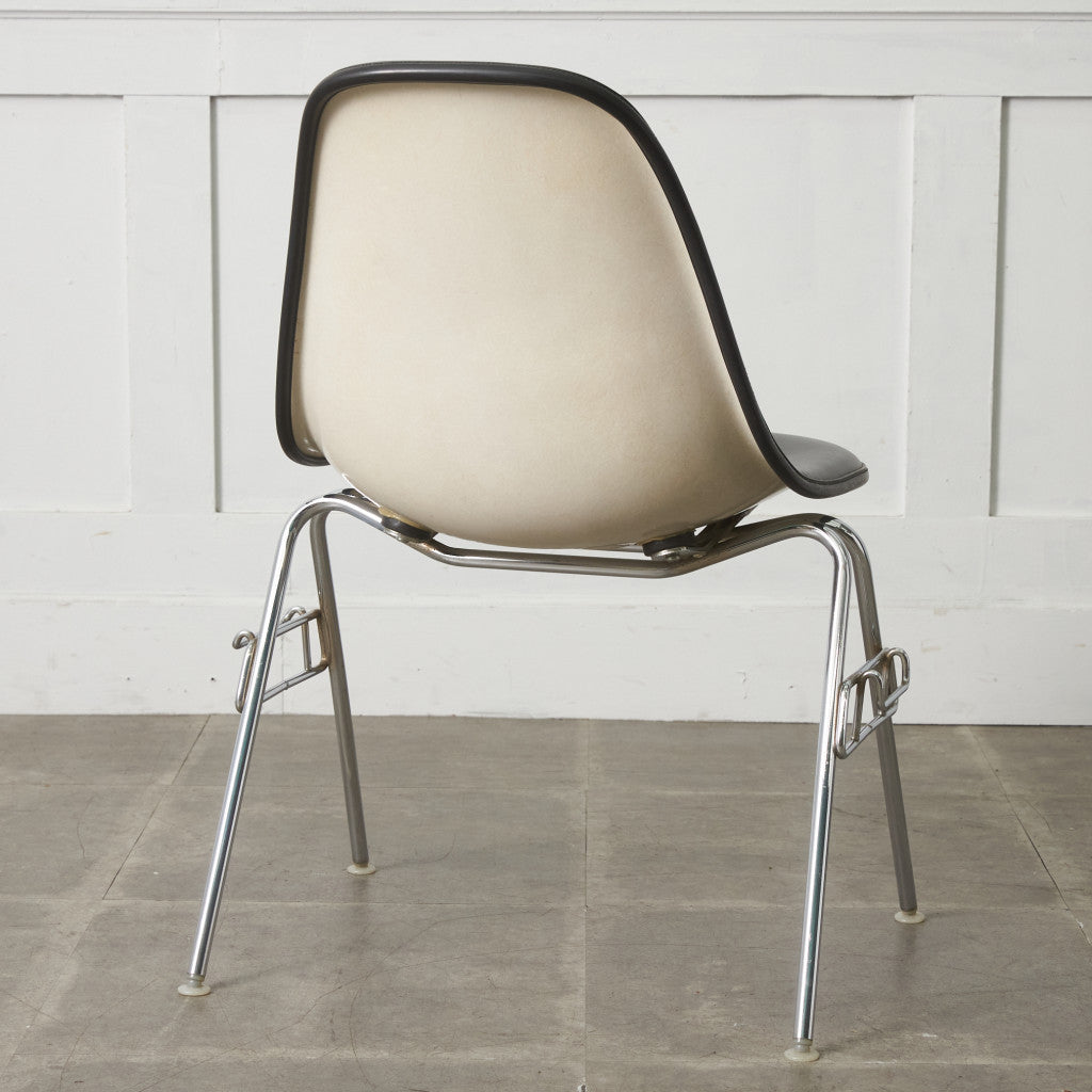 ハーマンミラー イームズ サイドシェルチェア スタッキングベース ヴィンテージ サイドシェルチェア スタッキングベース – rocca rocca