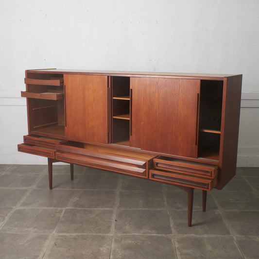 デンマーク製 ヴィンテージ ハイサイドボード