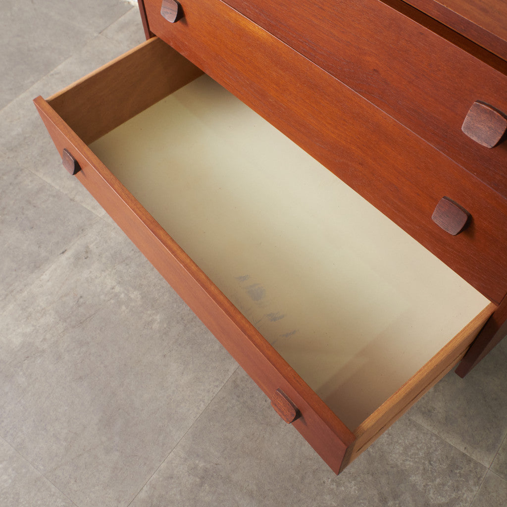 ヴィンテージ 3段 チェスト