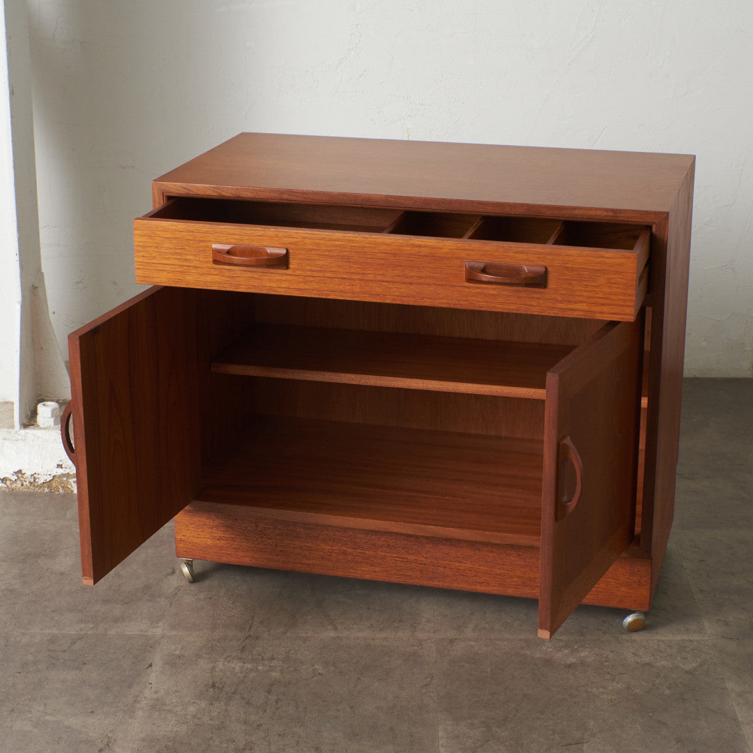 Sierra サイドキャビネット