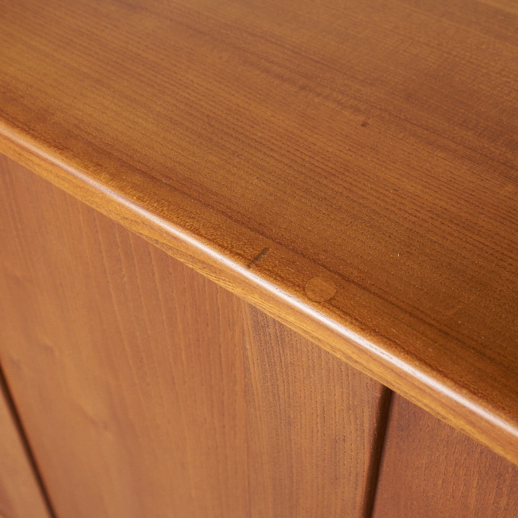 ウィンザー サイドボード