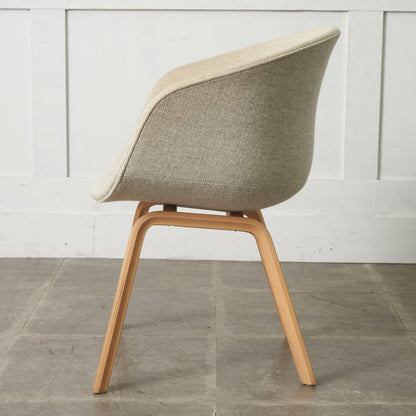 ABOUT A CHAIR アバウト ア チェア