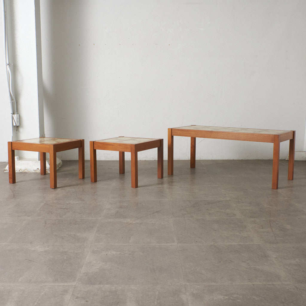 デンマーク製 タイルトップ ネストテーブル