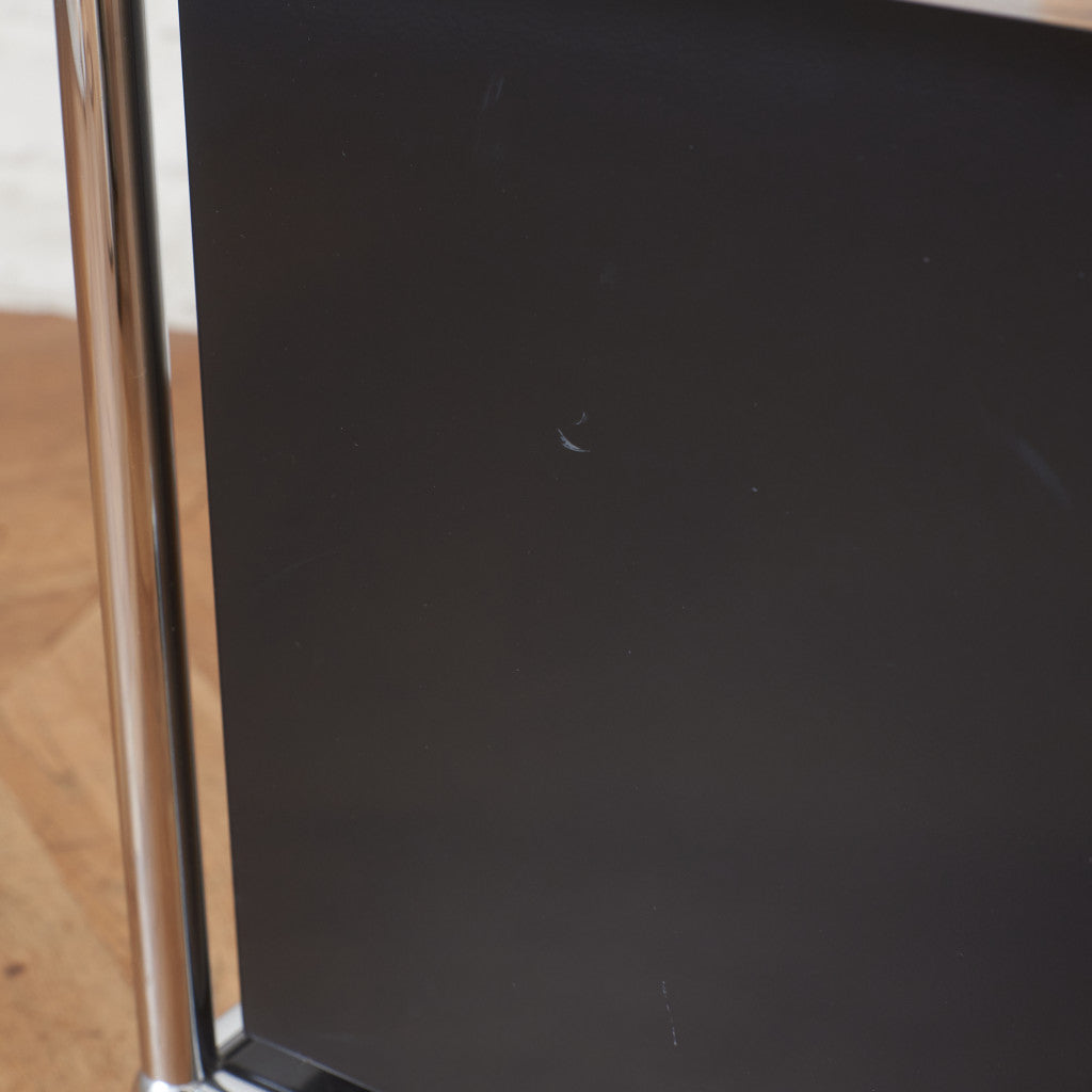 キャスターワゴン