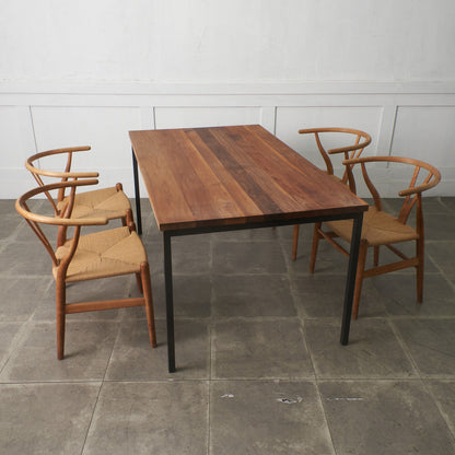 インダストリアルスタイル ダイニングテーブル