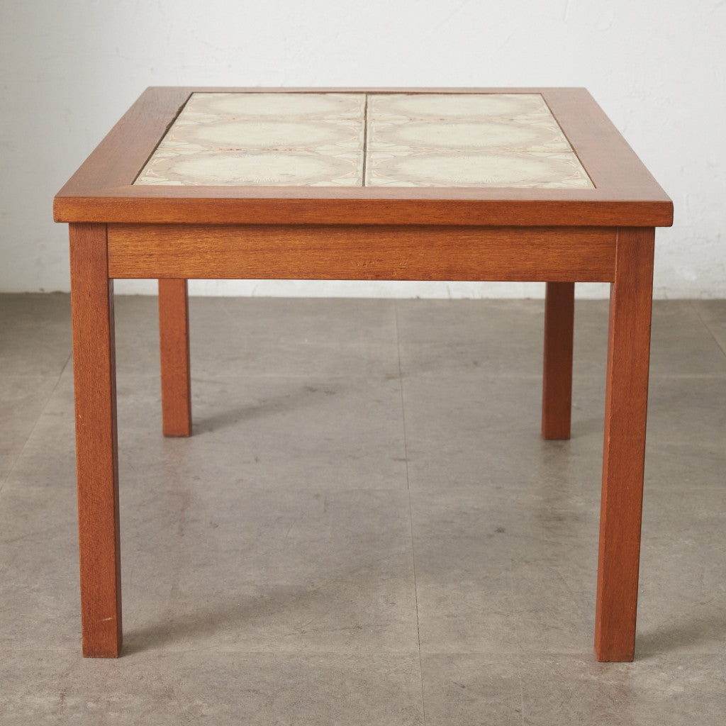 デンマーク製 ヴィンテージ タイルトップ コーヒーテーブル