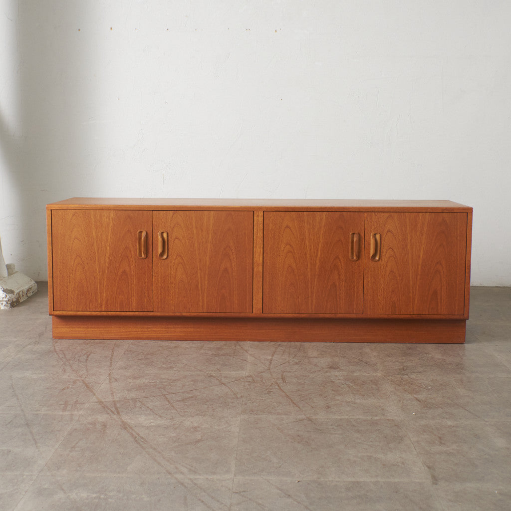 Fresco ヴィンテージ サイドボード